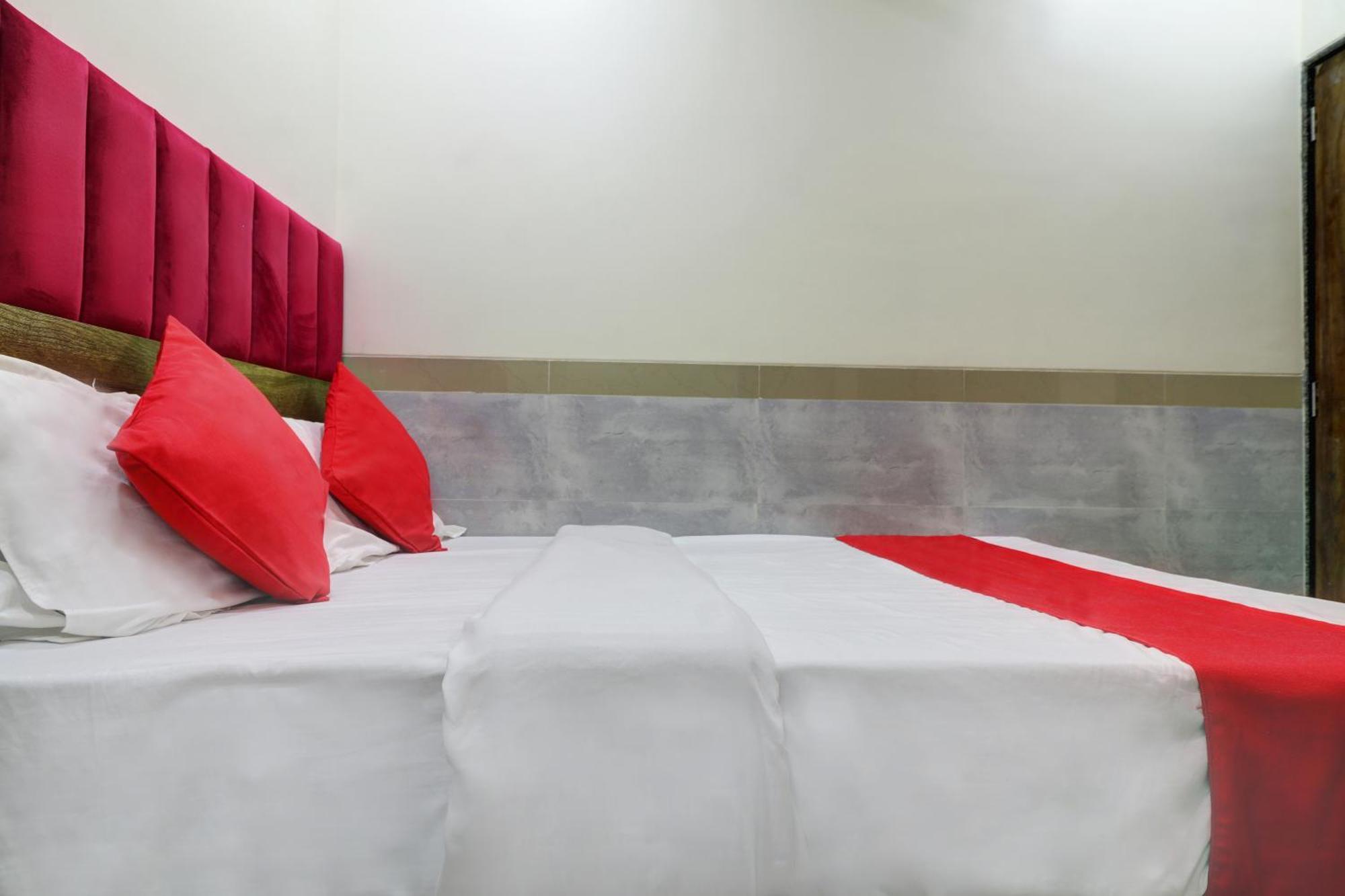 Hotel New Balaji Residency Mumbai Exterior foto